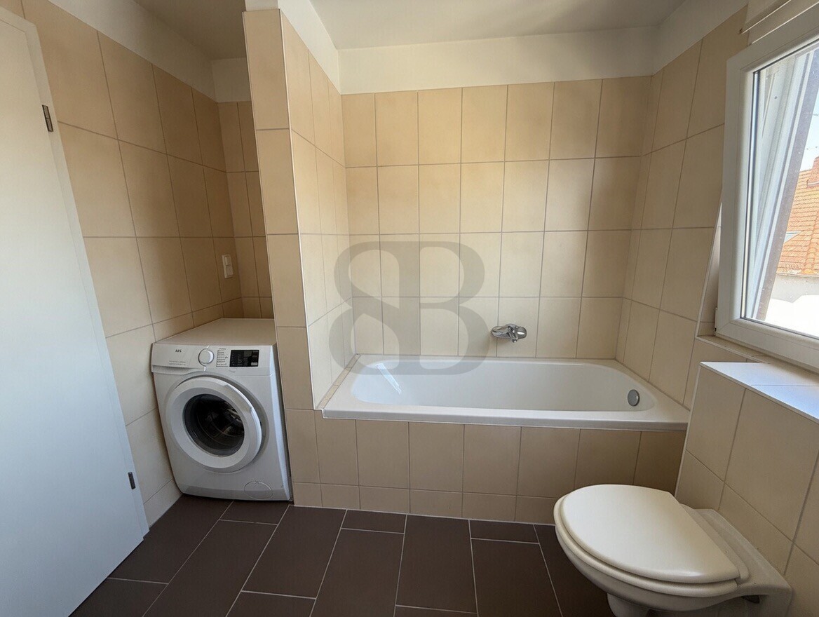 Badezimmer mit Badewanne